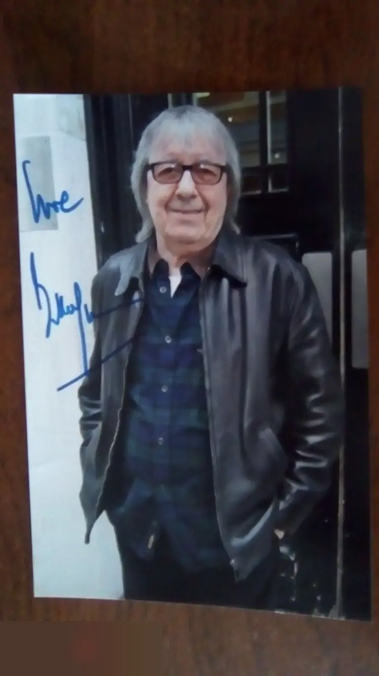 Билл Уаймен автограф на фото Rolling Stones