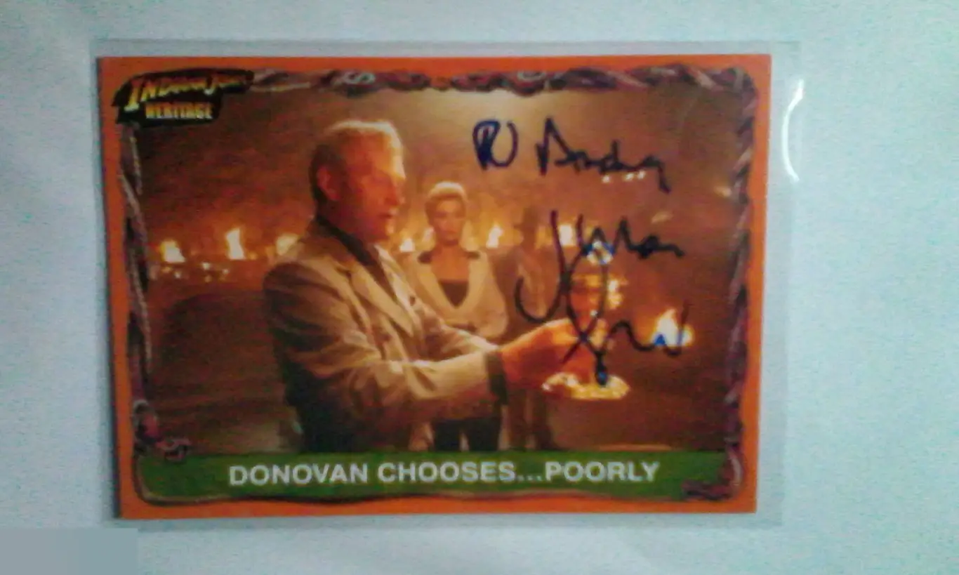 Джулиан Гловер автограф на карточке Индиана Джонс