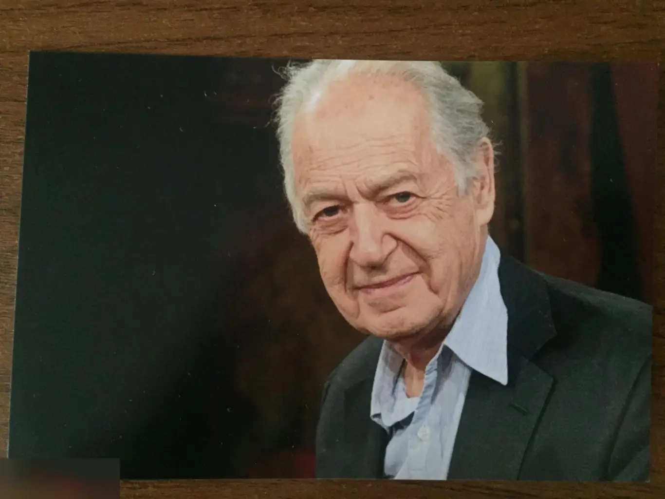 Джон Стэндинг автограф на фото