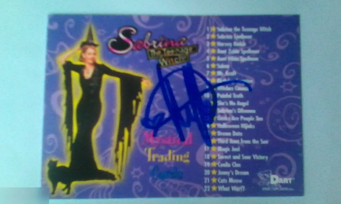 Мелисса Джоан Харт автограф на карточке Сабрина — маленькая ведьма