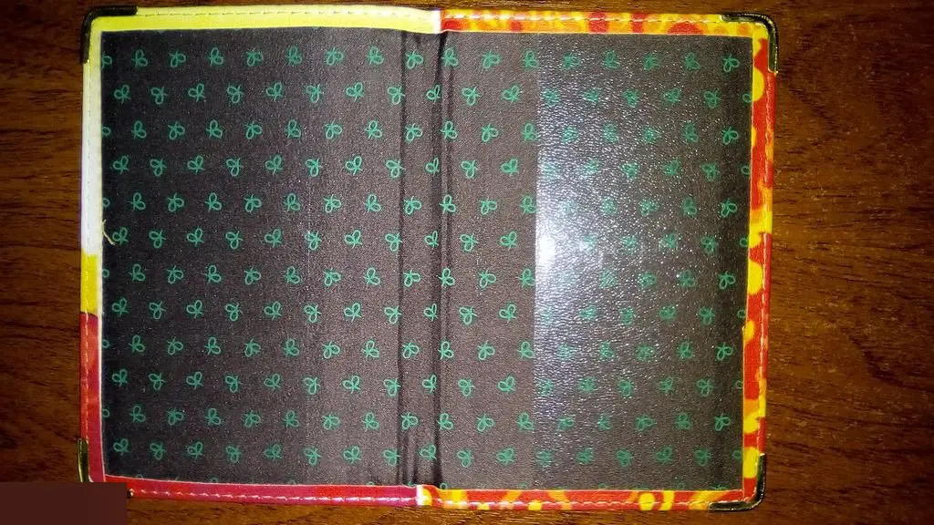 Русский парень. Обложка для паспорта 2