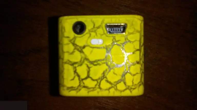 MP3 плеер поддержка MicroSD 3