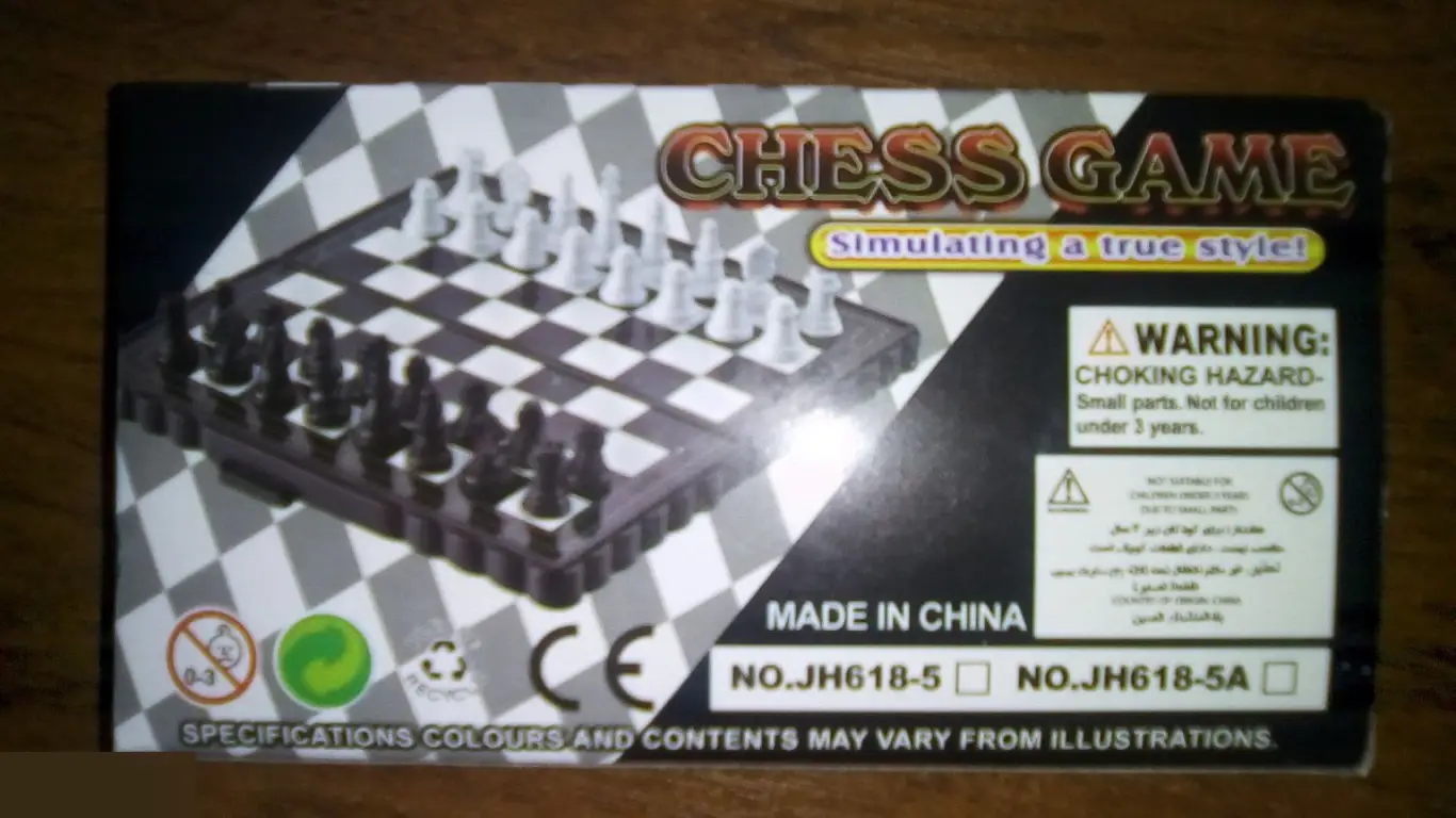 Шахматы портативные дорожные 13 см 2