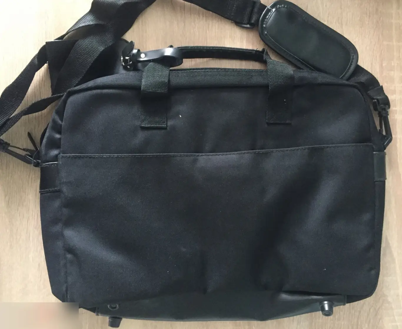 Сумка для ноутбука Amway новая без одной ножки 1