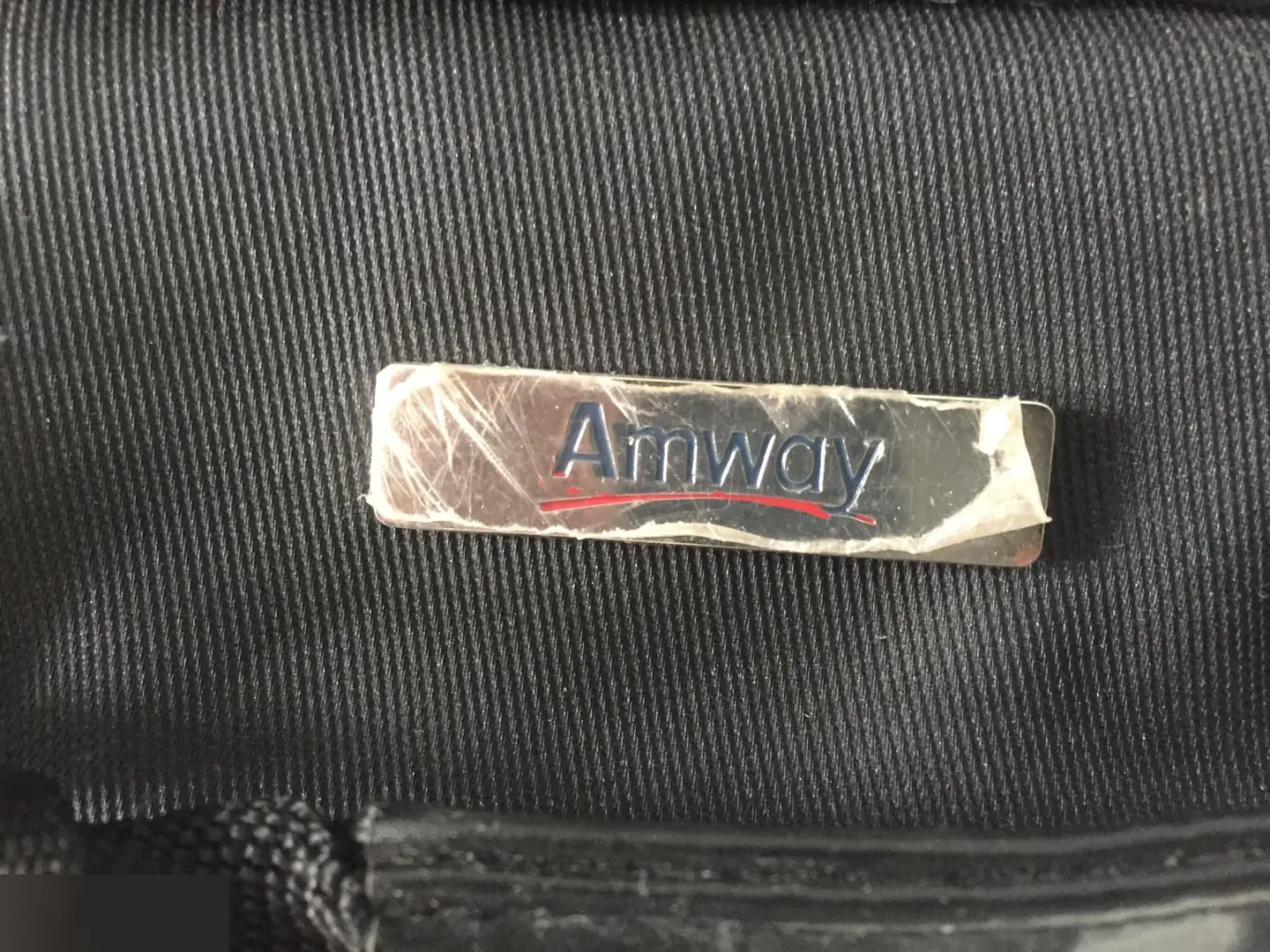 Сумка для ноутбука Amway новая без одной ножки 3