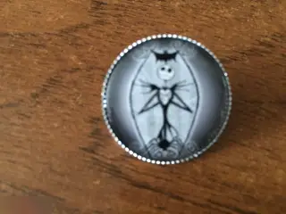 Брошь Кошмар перед Рождеством