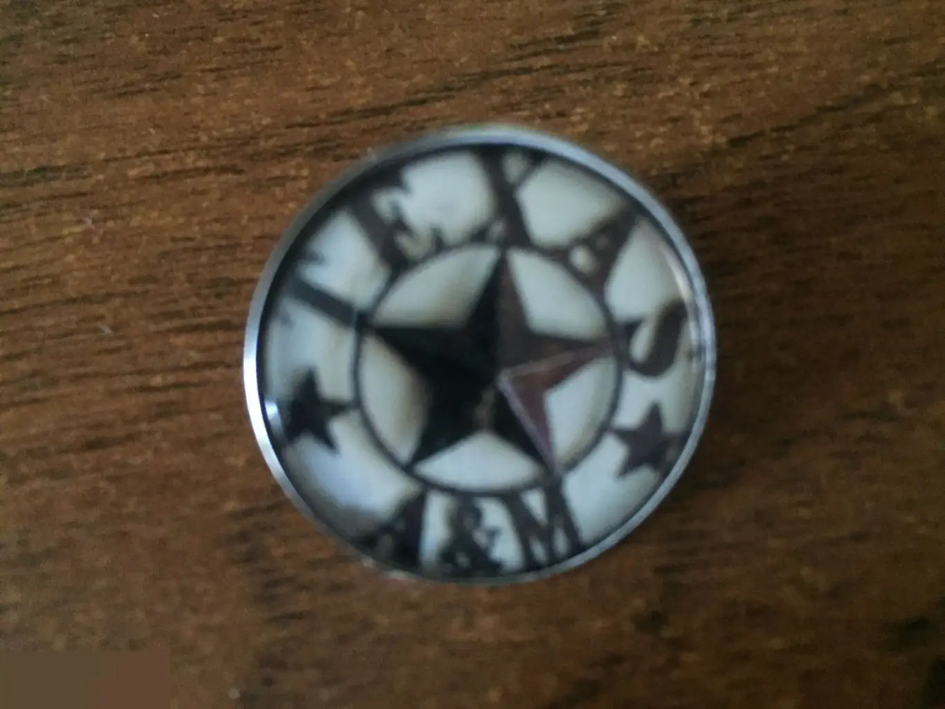 Брошь Texas A&M University