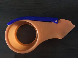 Диспенсер для скотча