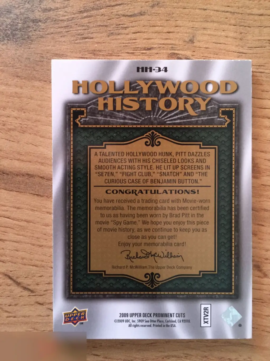 Брэд Питт кусок одежды из фильма Шпионские игры Upper Deck 1