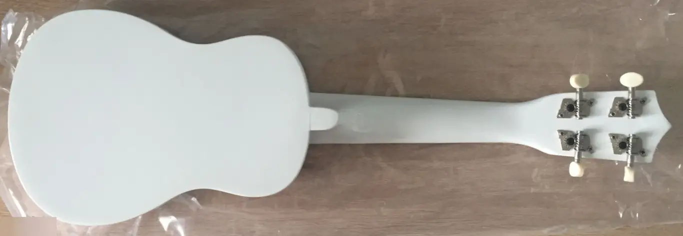 Укулеле сопрано Brahner US-075/WH 3