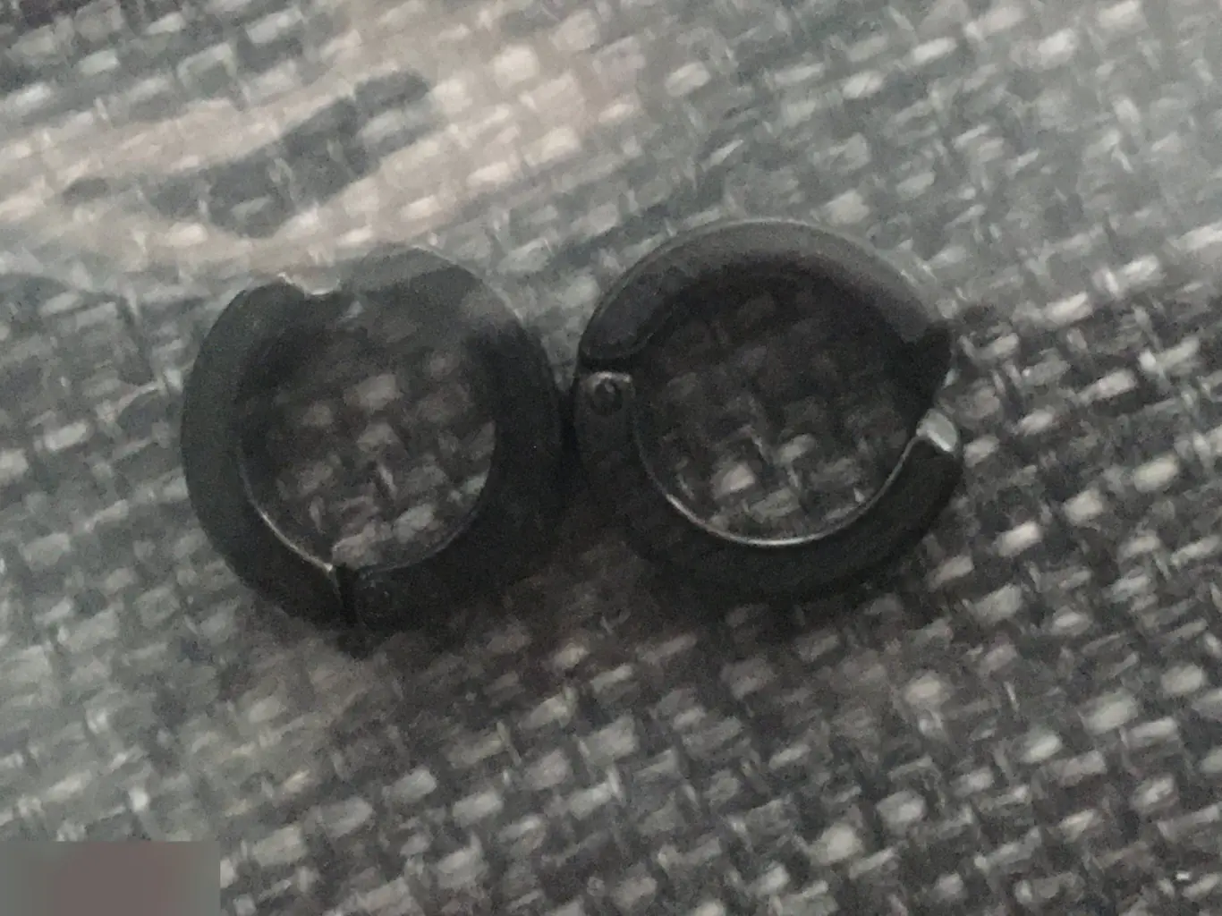 Поддельные серьги-зажимы