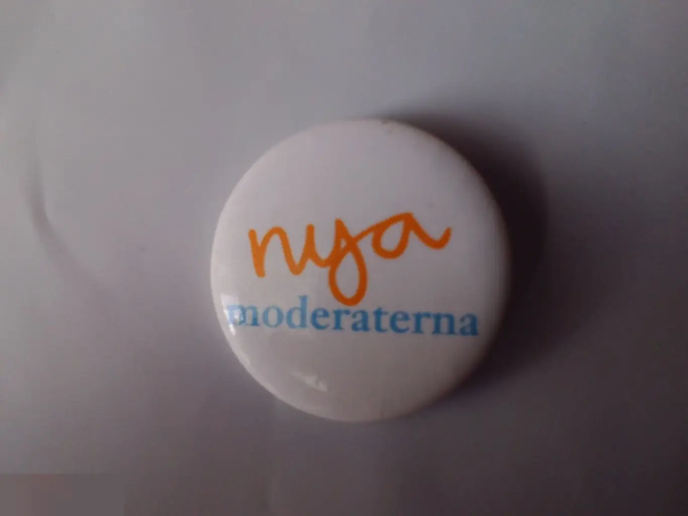 Значок nya moderaterna