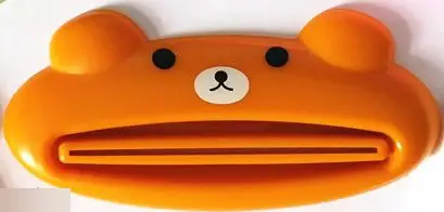 Выдавливатель для тюбиков давилка медведь дозатор