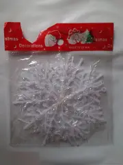 Три снежинки