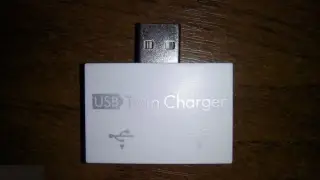USB Twin Charger двойная зарядка