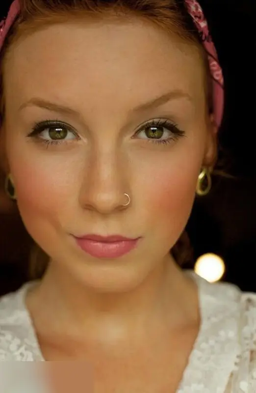 Поддельный пирсинг в нос синий 1