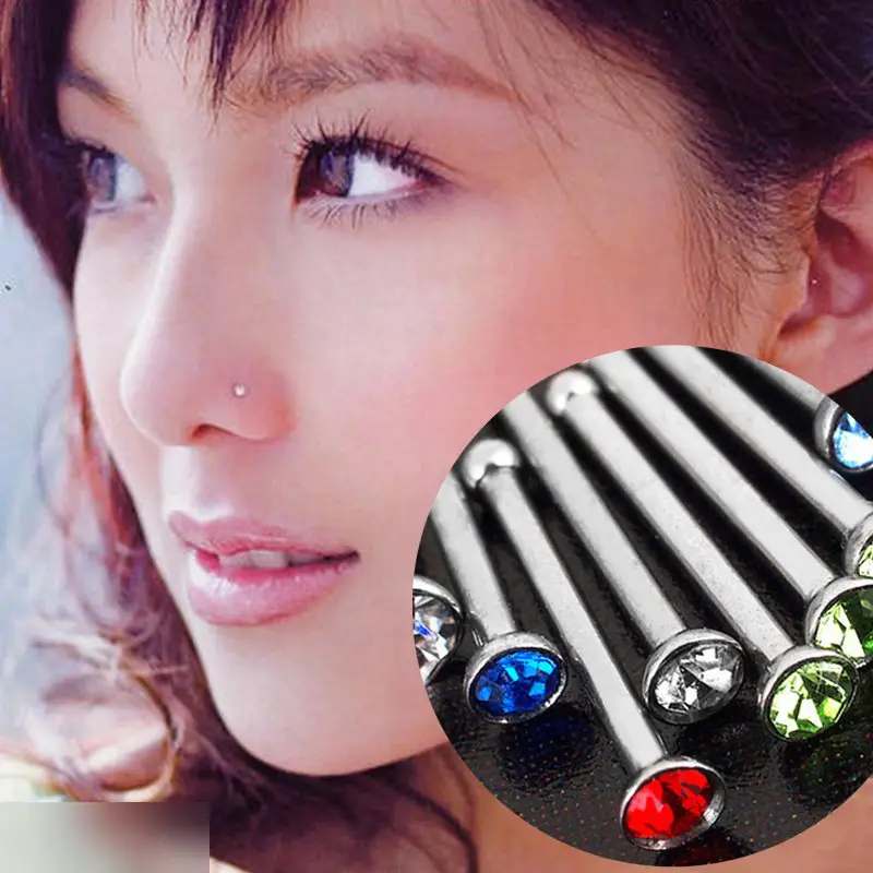 Пирсинг в нос розовый