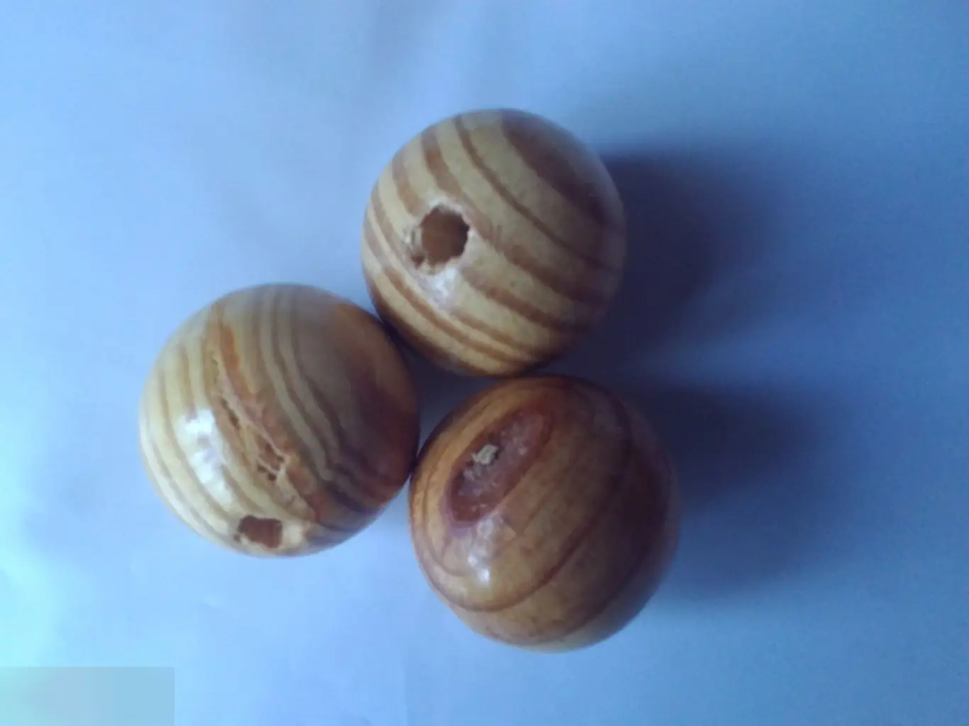 Деревянные бусины 30 мм. Цена за 3 штуки 1