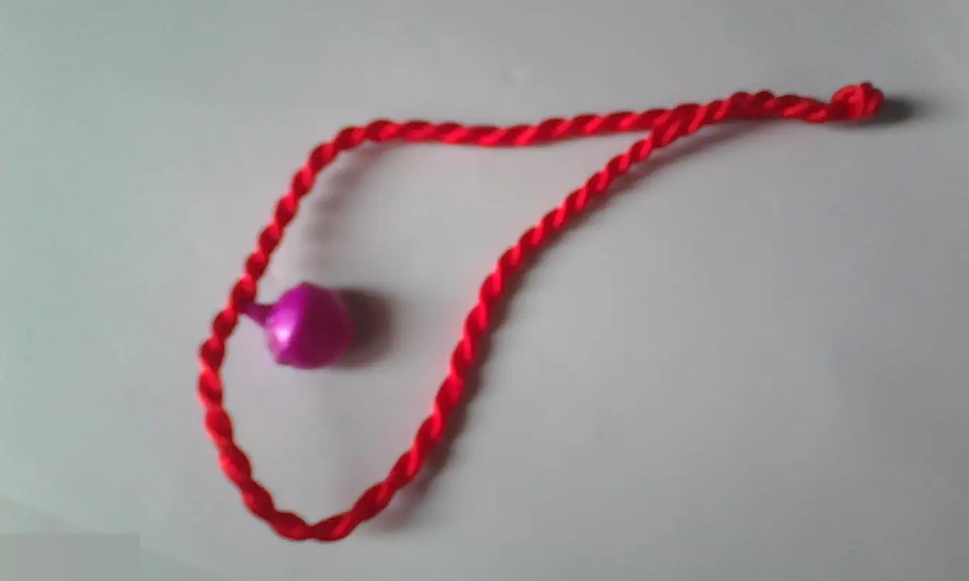 Браслет красная нить