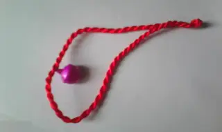 Браслет красная нить