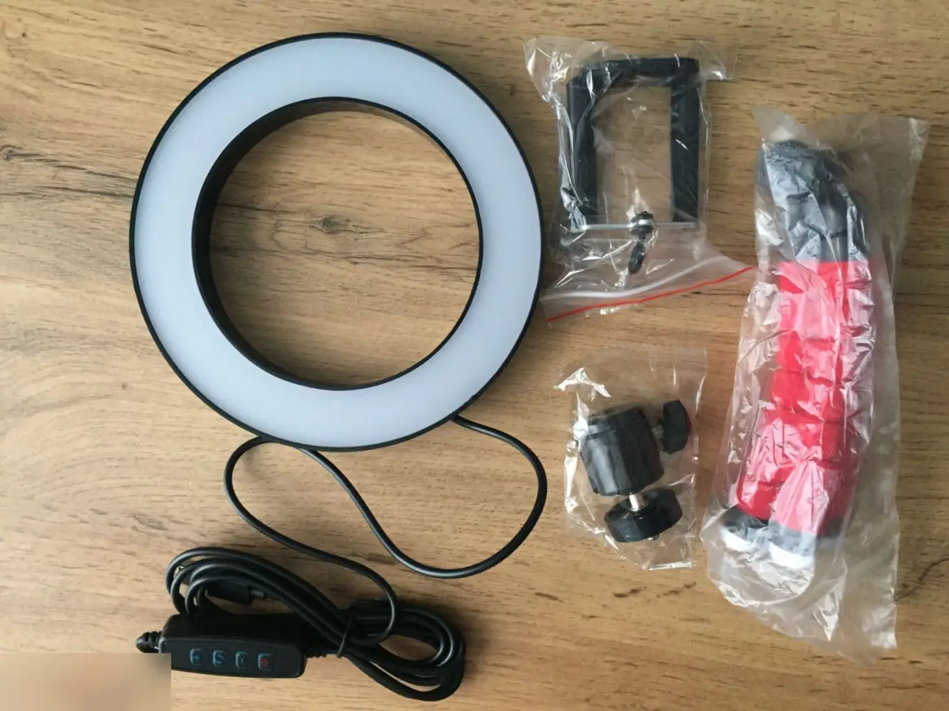 Кольцевая светодиодная лампа 16 см 1