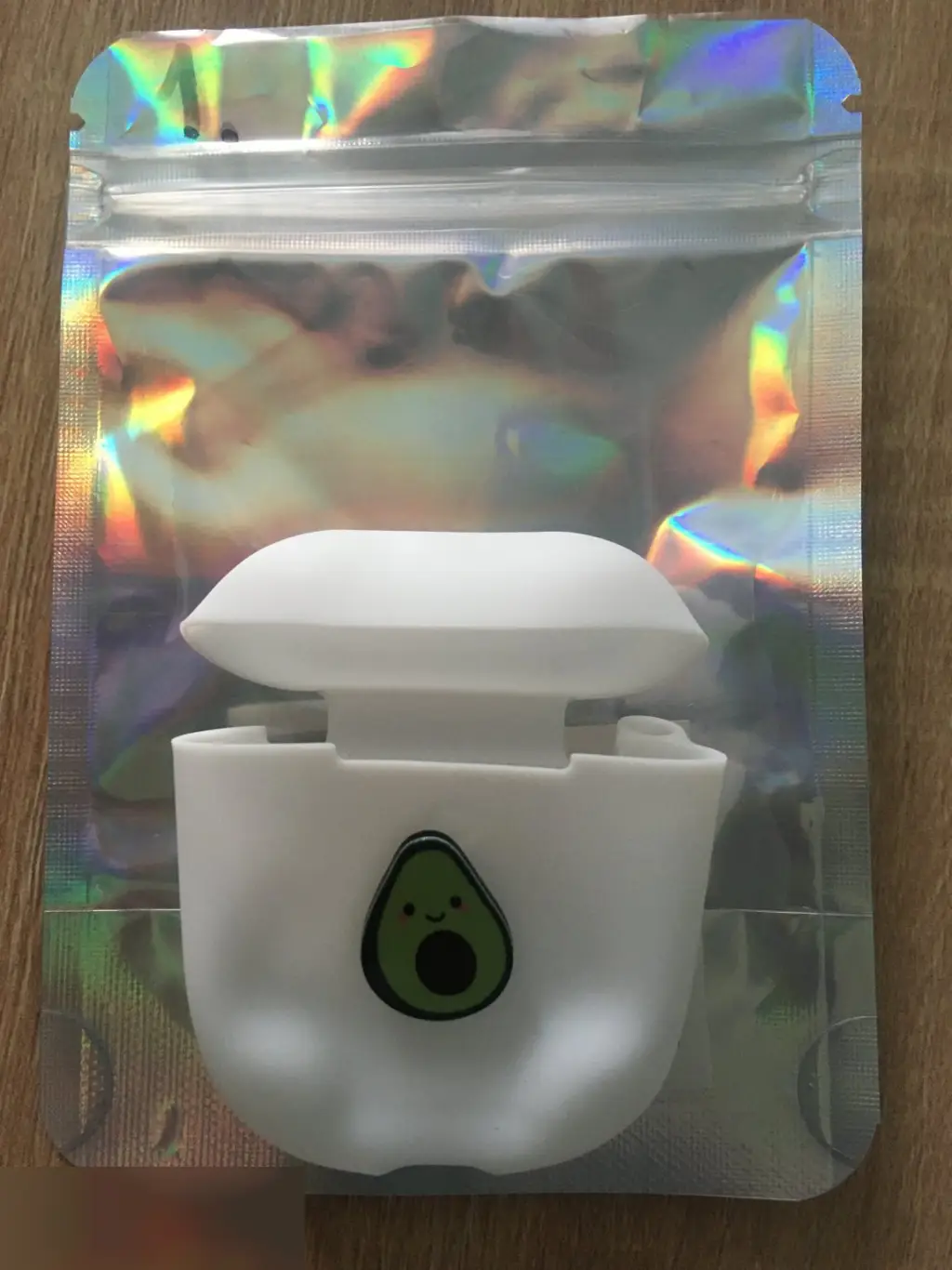 Силиконовый чехол для наушников авокадо Новогодняя лайф