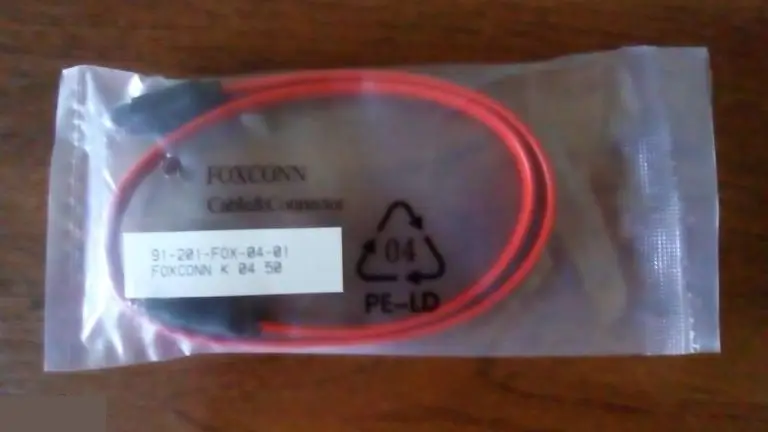 SATA кабель Foxconn новый