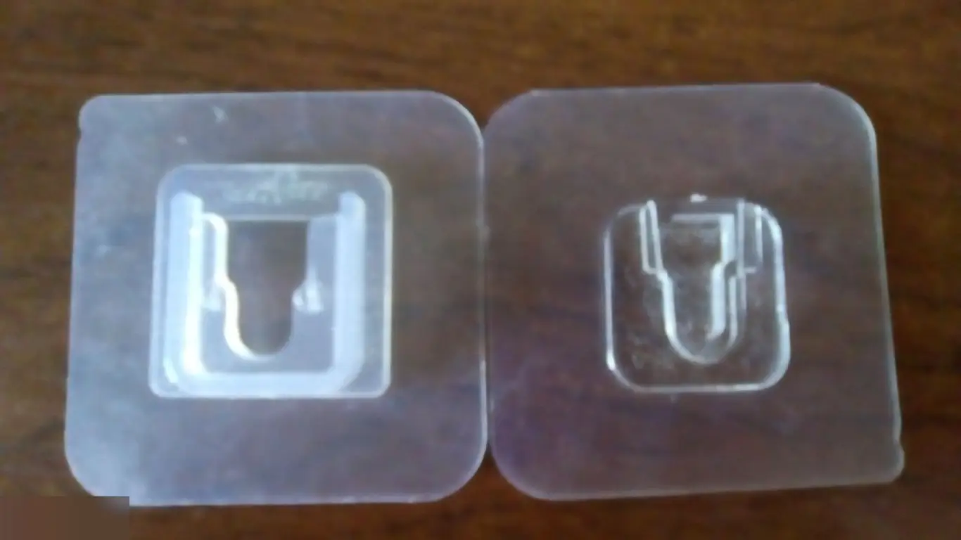 Наклейка двойная универсальная 2