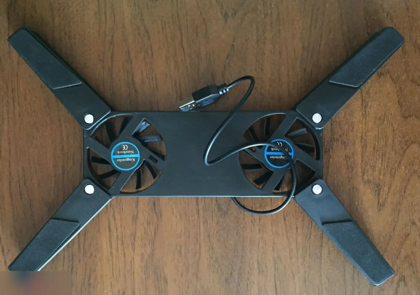 Охлаждающая подставка для ноутбука 3