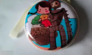 Металлическая круглая коробочка бокс для мелочей таблеток украшений наушников аниме