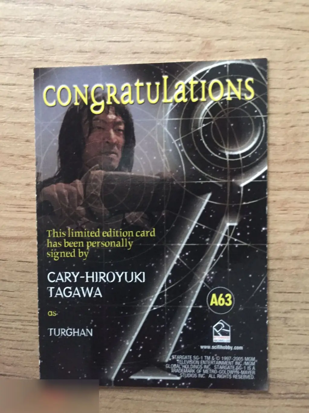 Кэри-Хироюки Тагава лимитированная карточка с автографом 1