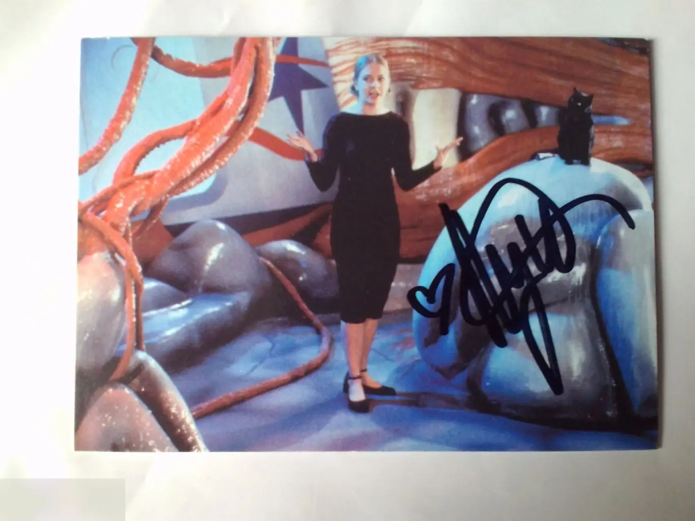 Мелисса Джоан Харт автограф на карточке Сабрина — маленькая ведьма