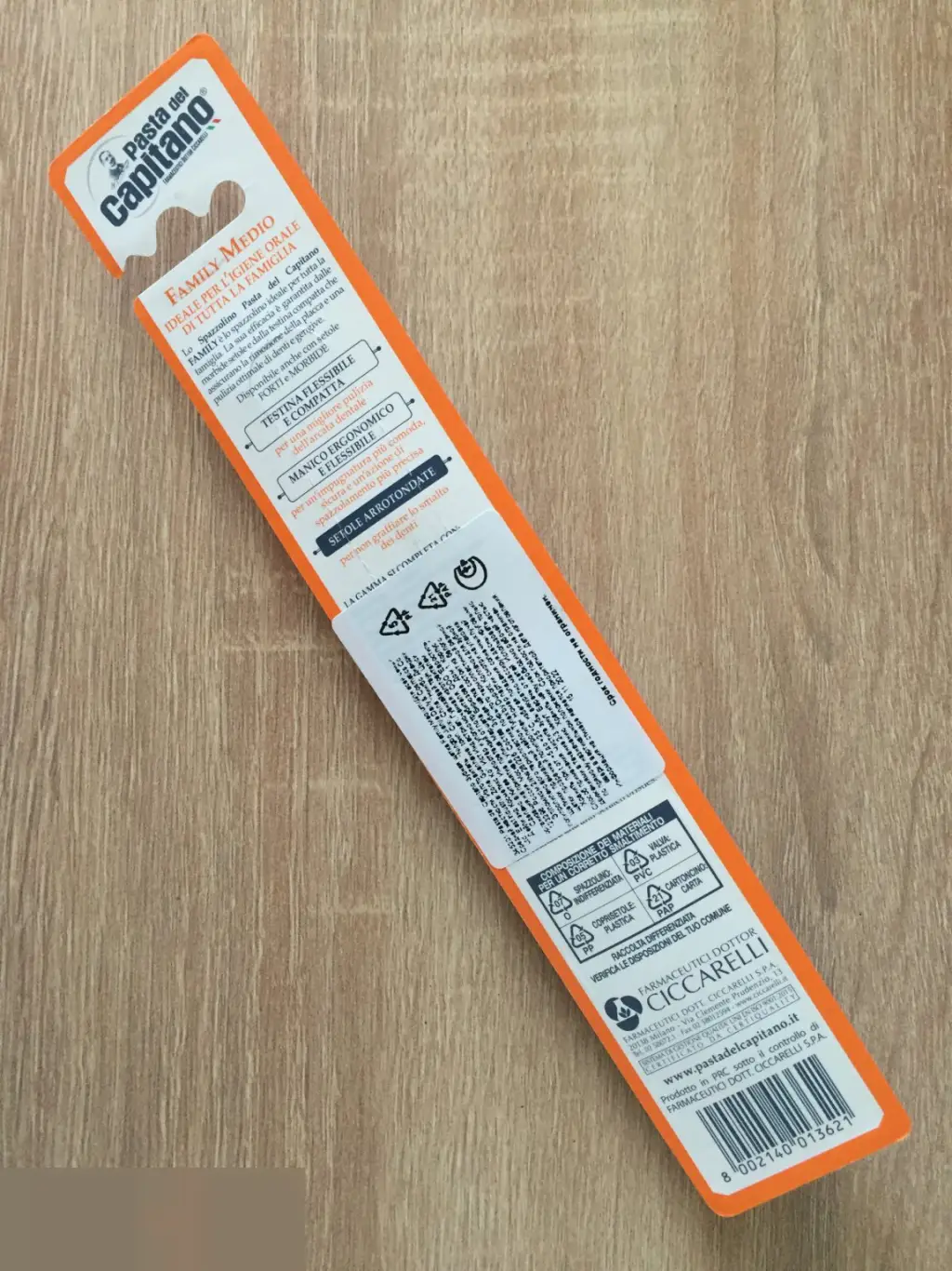 Зубная щетка Pasta del Capitano Medium средняя жесткость Китай 1