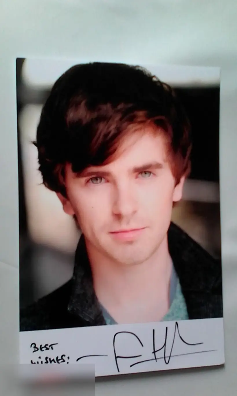 Фредди Хаймор автограф на фото Чарли и шоколадная фабрика