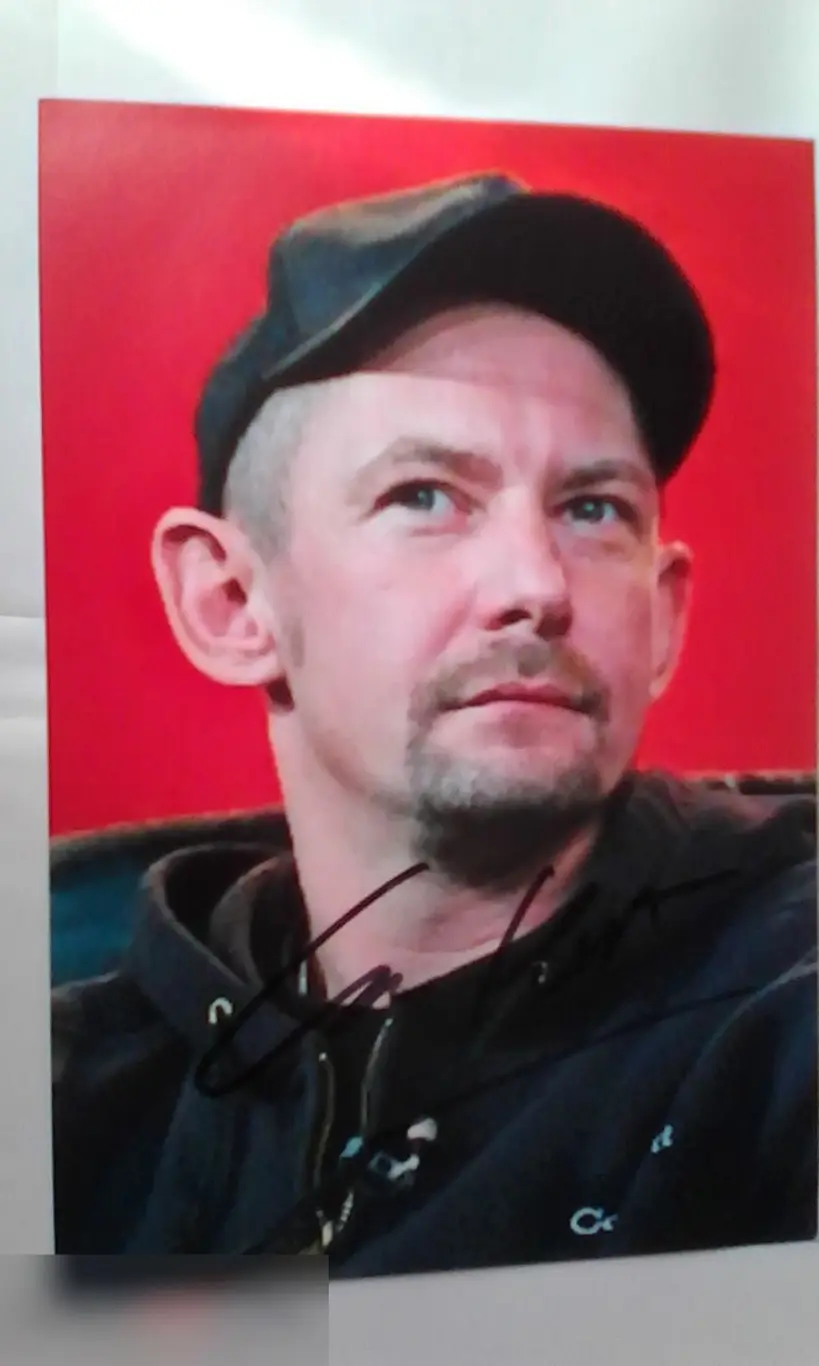 Иэн Харт автограф на фото