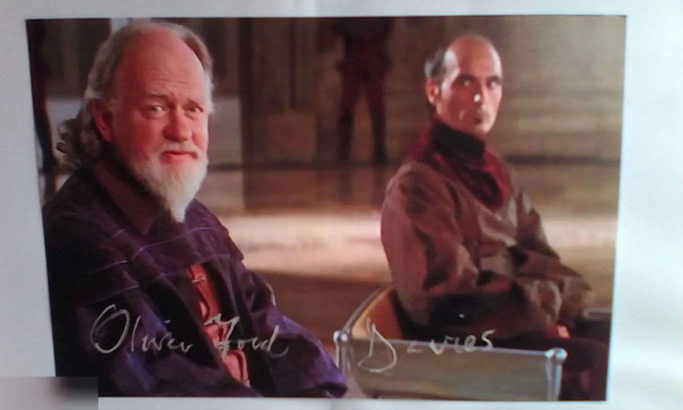 Оливер Форд Дэвис автограф на фото