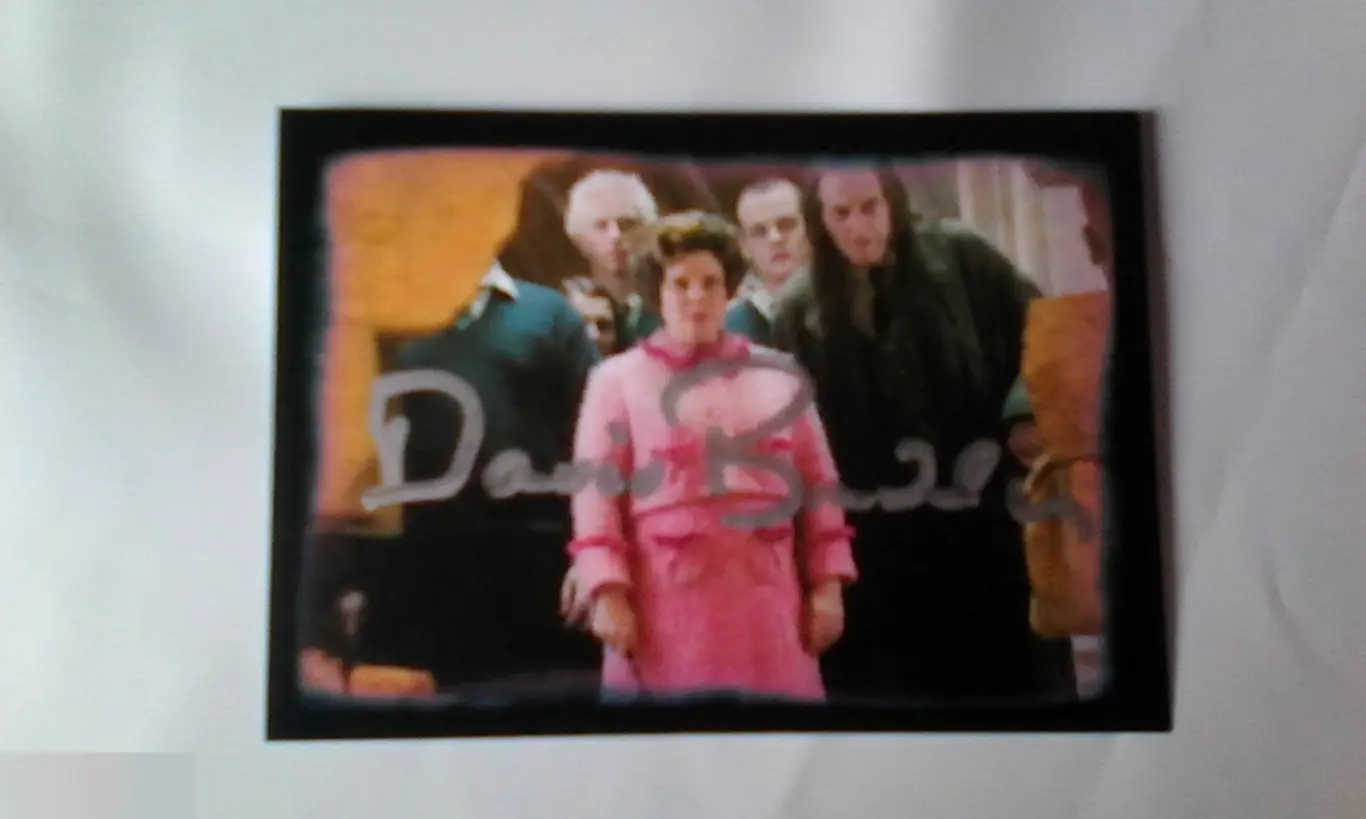 Дэвид Брэдли автограф на наклейке Гарри Поттер