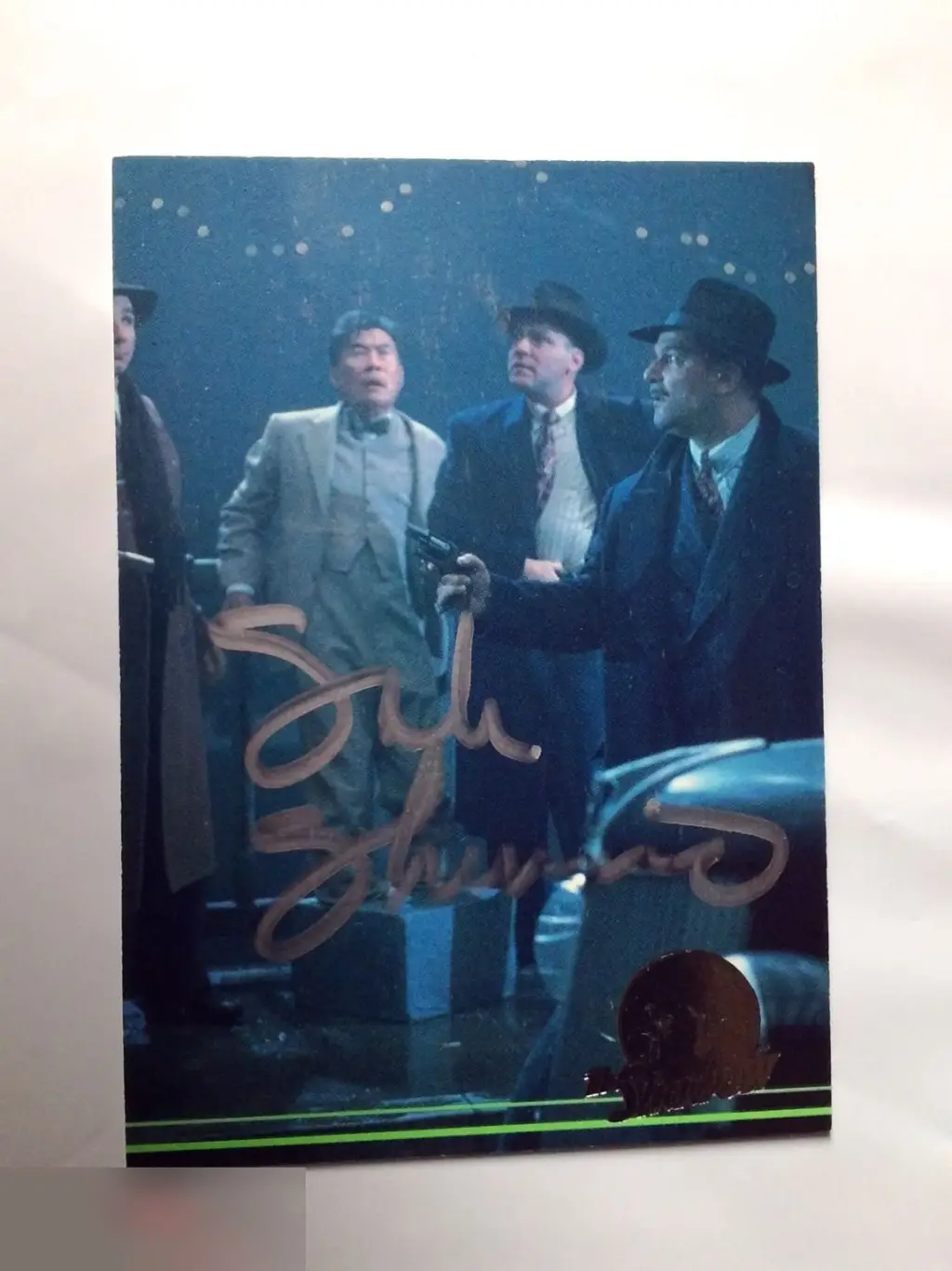 Саб Шимоно автограф на карточке Тень