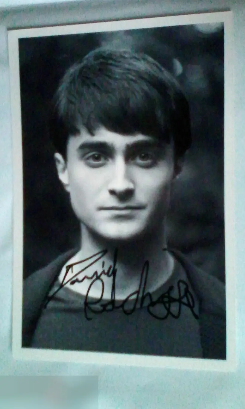 Дэниэл Рэдклифф автограф на фото