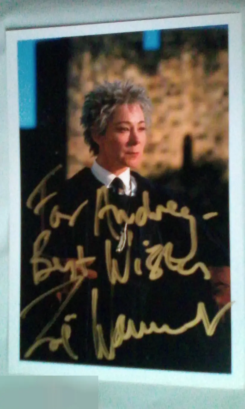 Зои Уонамейкер автограф Гарри Поттер