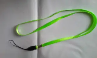 Шнурок на шею для телефона