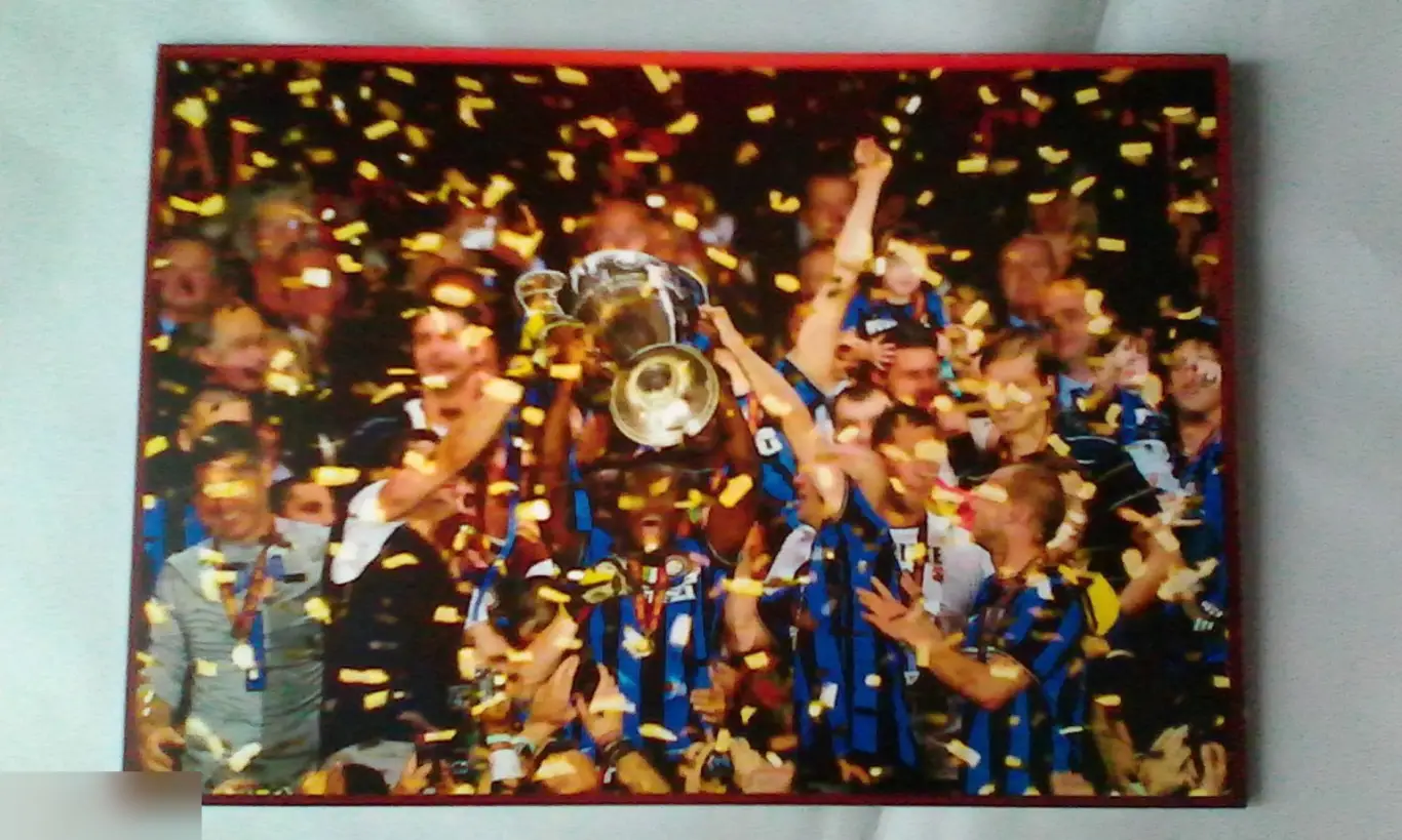 Фольга с финала УЕФА 2010 сертификат 1