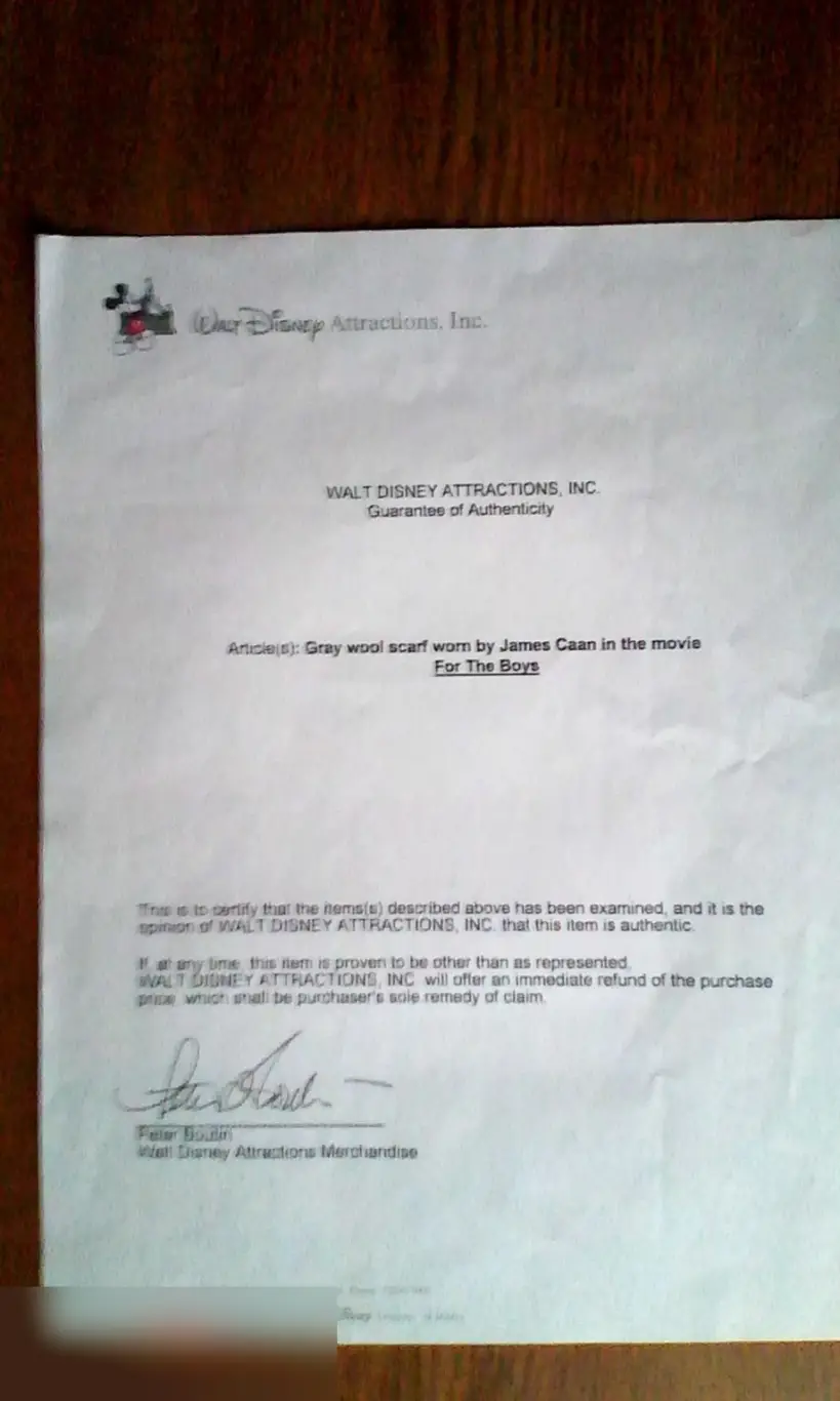Джеймс Каан ношеный шарф из фильма Для наших ребят с письмом подлинности Walt Disney Attractions 3