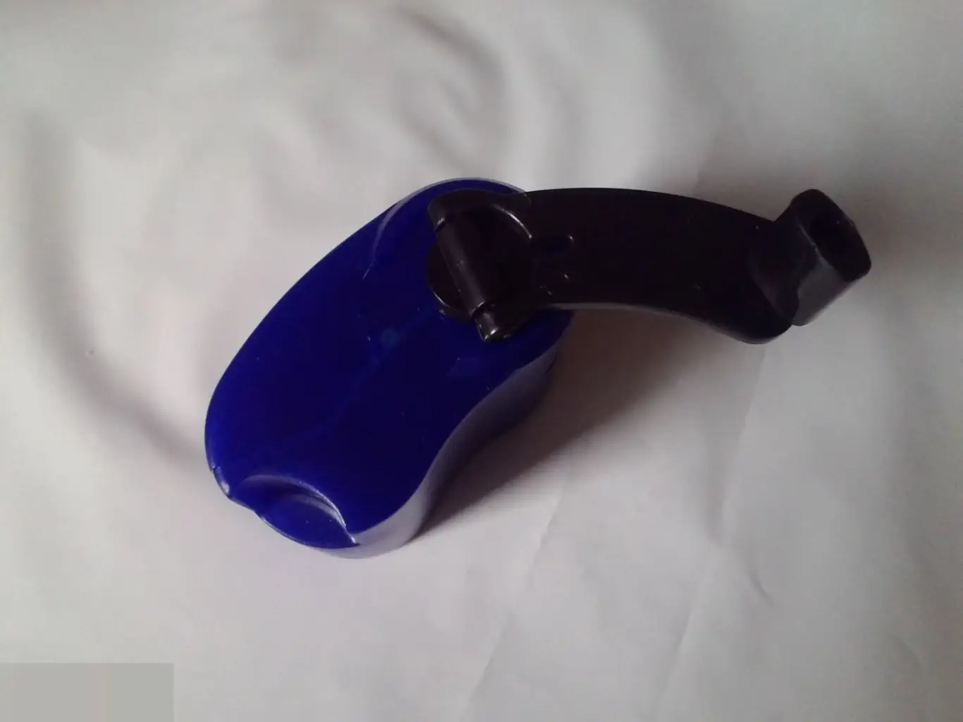 Динамо-машина для зарядки телефонов 1