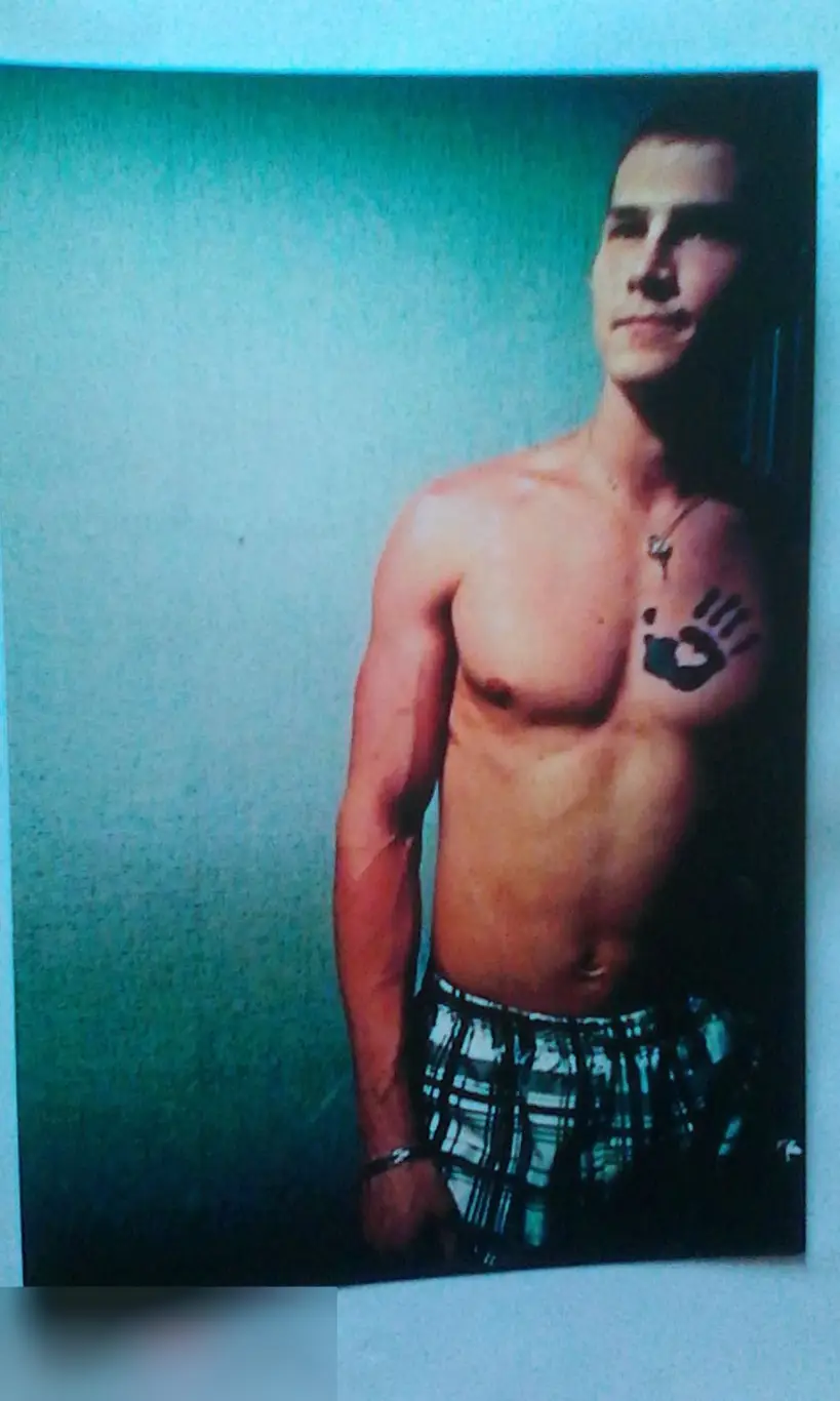 Мужчина с татуировкой современное фото 10*15 см