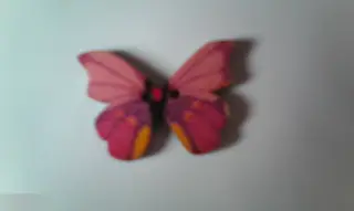 Деревянная бабочка для скрапбукинга 2х2-2,5 см