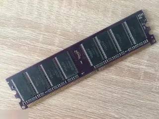 Модуль памяти VDATA DDR 400Mhz PC3200 184pin 1GB новый