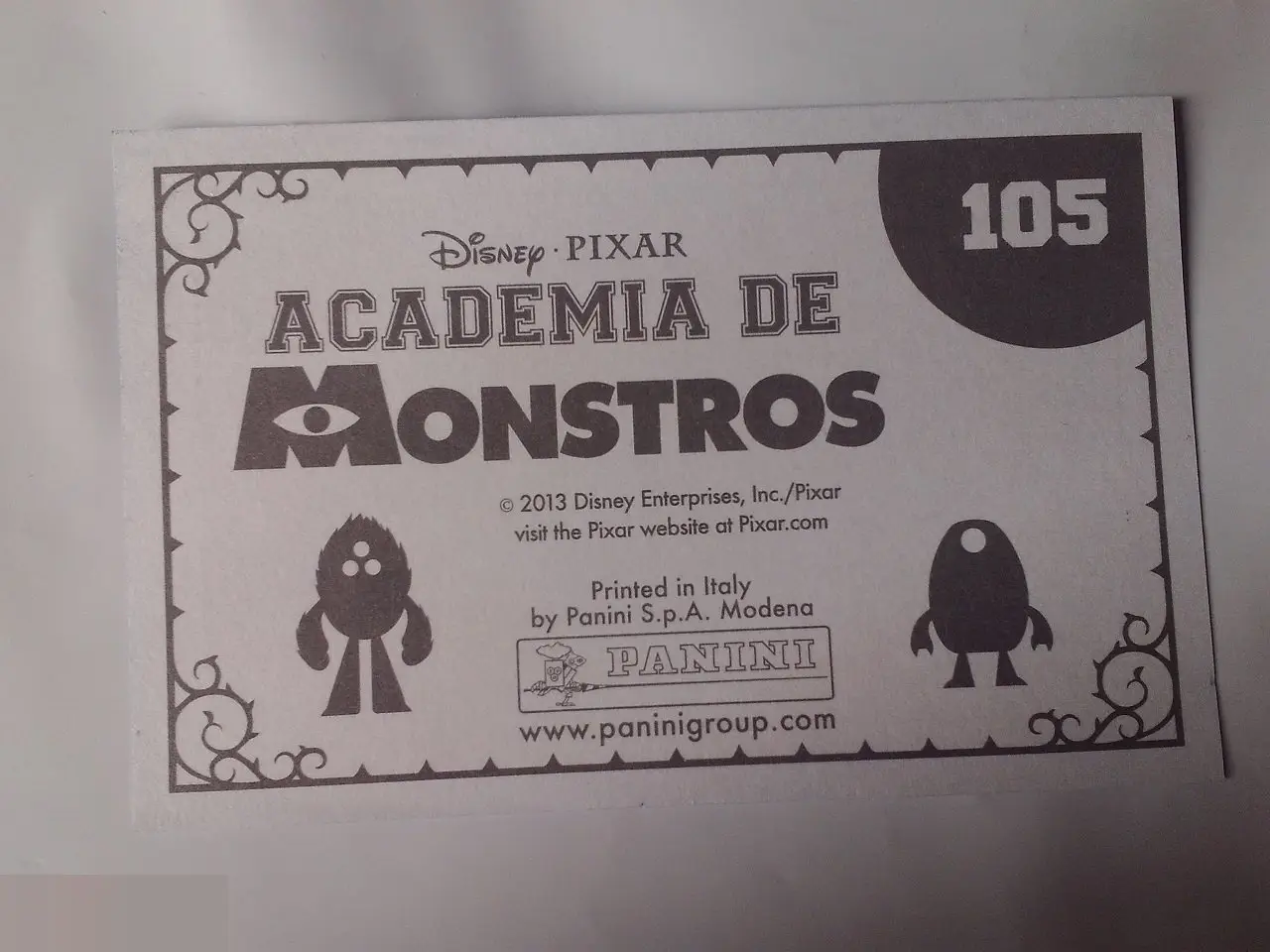 Билли Кристал автограф автопен на наклейке Университет монстров 1