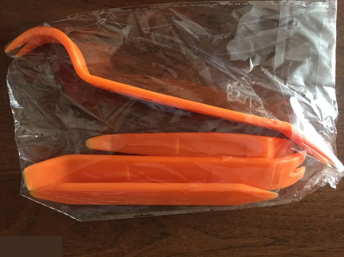 Набор инструментов-съёмников для демонтажа приборной панели авто