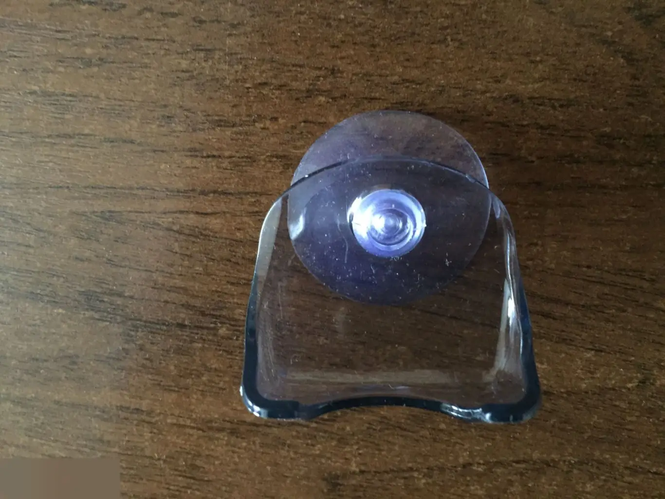 Держатель для бритвы с присоской